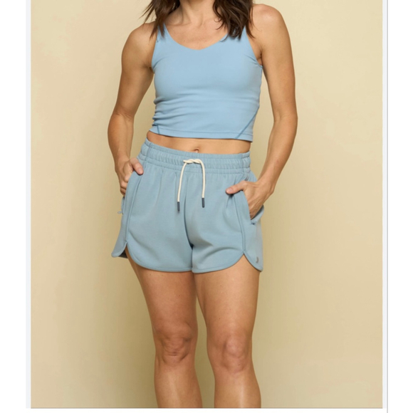 Women's Fundamental Coast Blue Cream Athletic Shorts XL - Picture 1 of 8